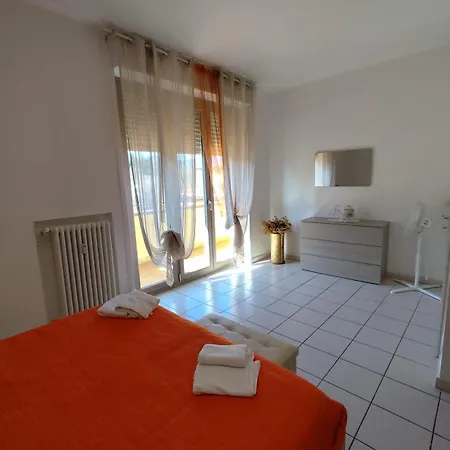 شقة Residenza Tiziana لووِنو